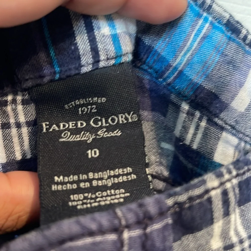 Faded Glory - Women's Plaid Shorts - Picture 2 of 4